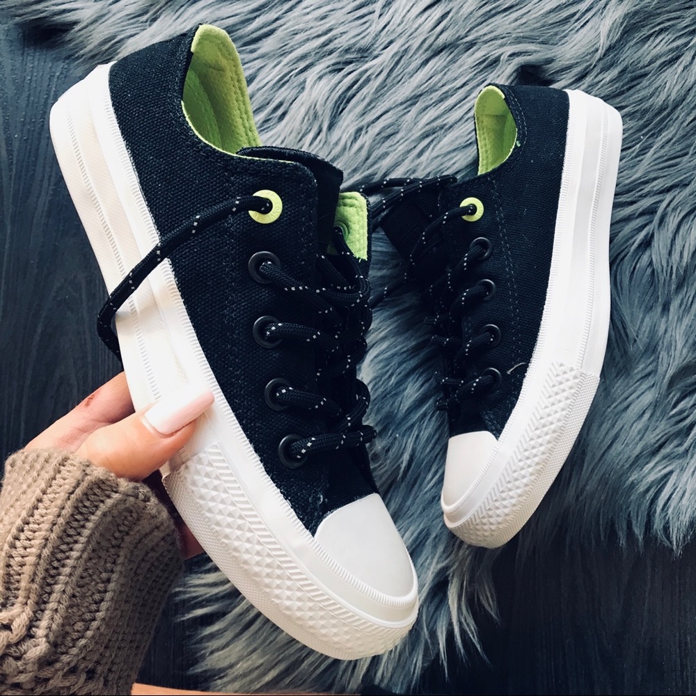 NEW 🤩 CONVERSE WOMENS ALLSTAR II LOWTOP SZ 5